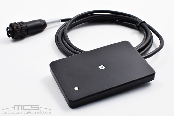 Tastiera-a-membrana-con-contenitore-elettronica_03